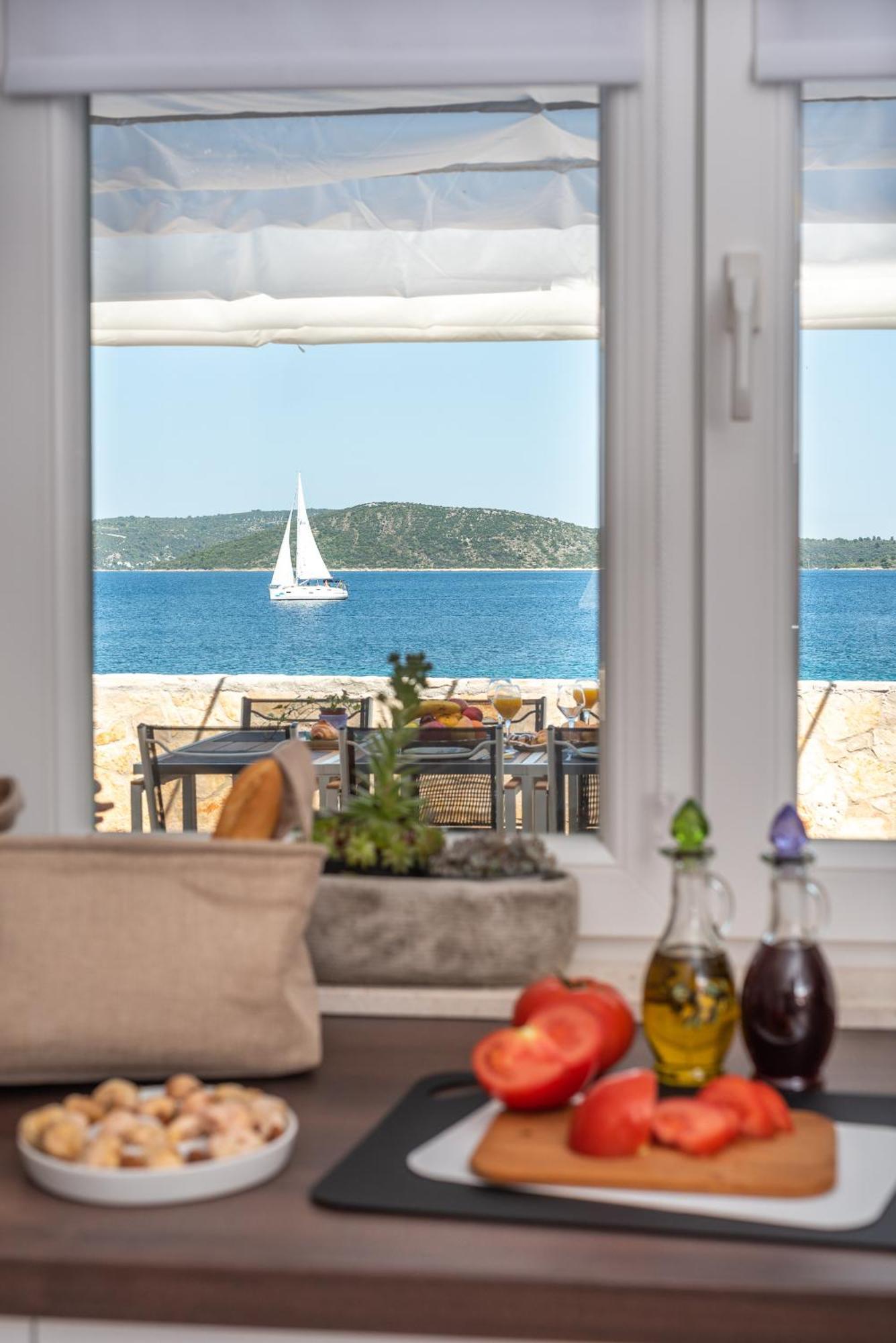 Villa Insula Ventum Trogir Exterior photo
