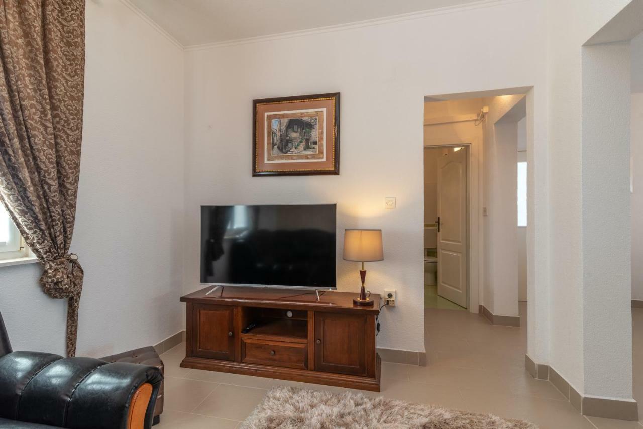 Villa Insula Ventum Trogir Exterior photo